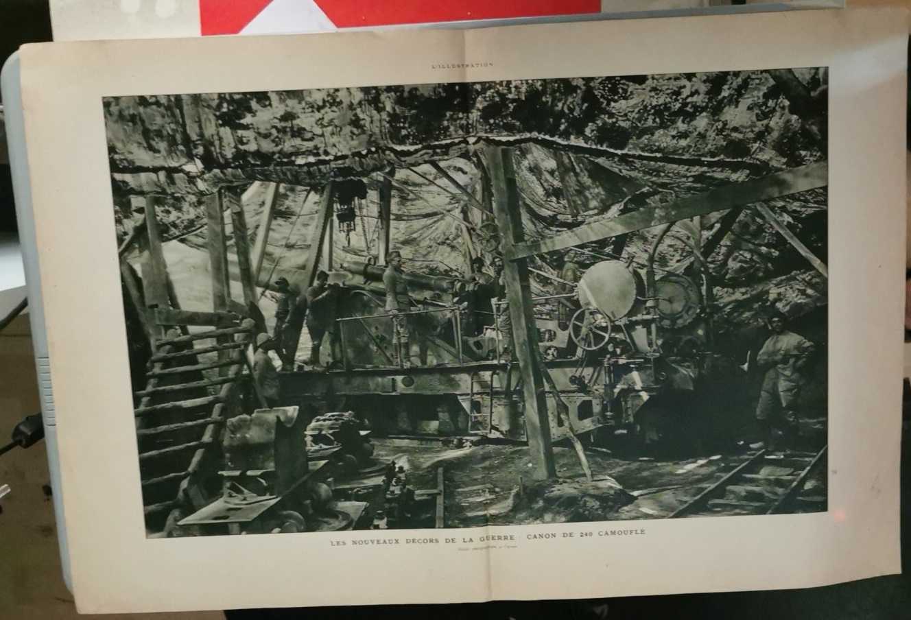 Les nouveaux decors de la guerre: canon de 240 camoufle …