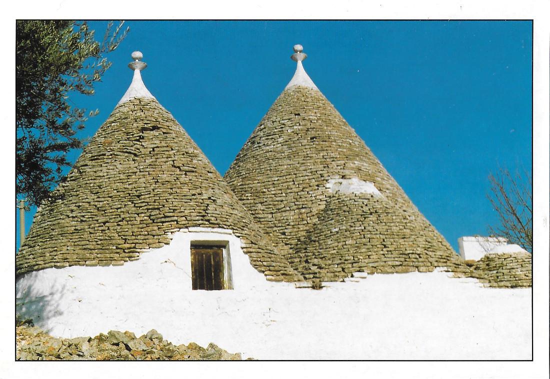 Locorotondo (BA). Trulli. Non viaggiata