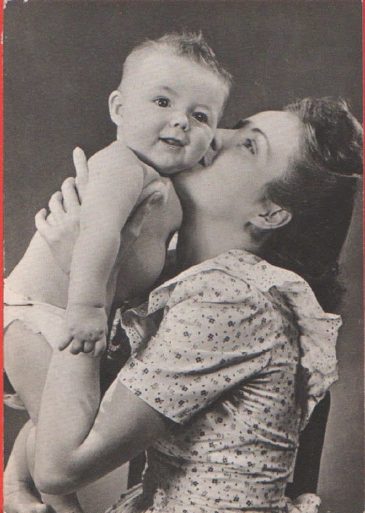 Mamma con bambino A. Istituto La Casa Milano. Non viaggiata