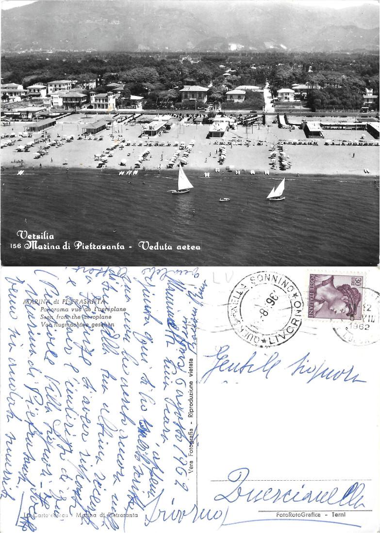 Marina di Pietrasanta. Veduta aerea . Viaggiata 1962
