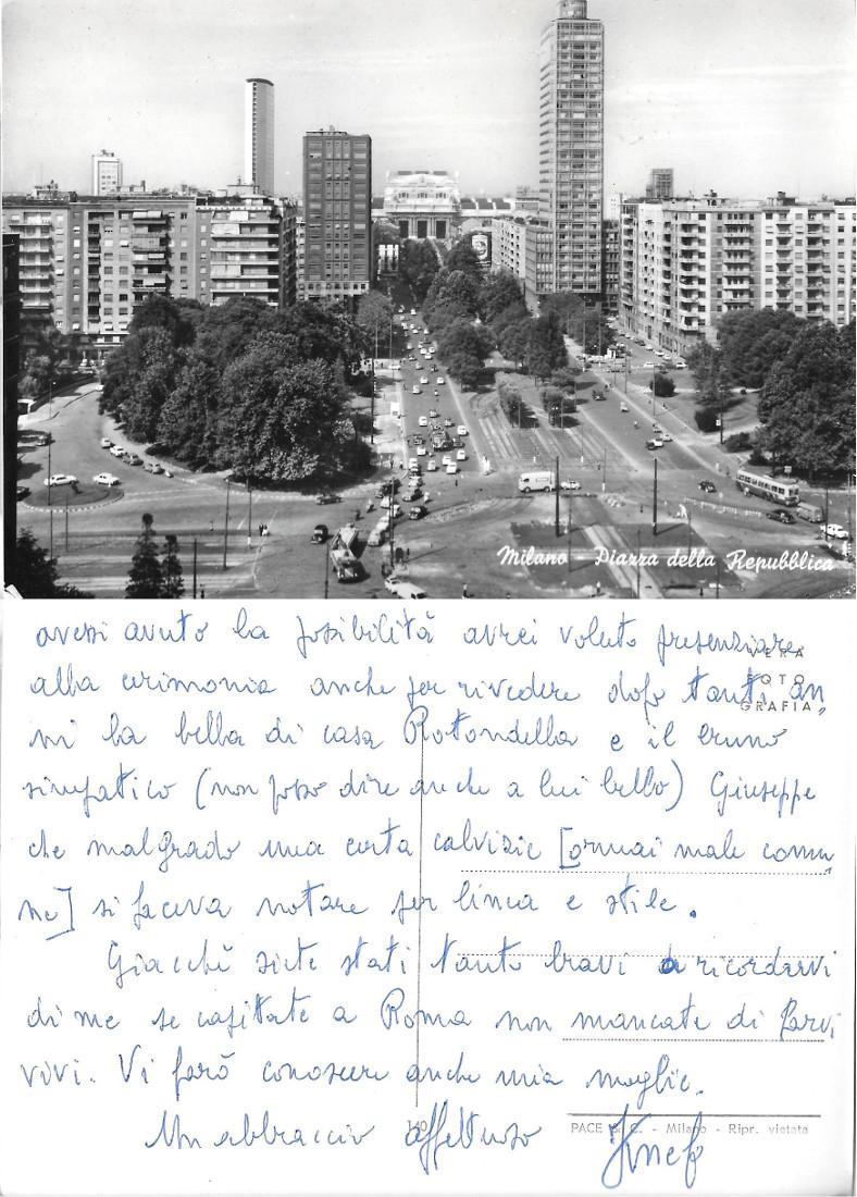 Milano. Piazza della Repubblica.