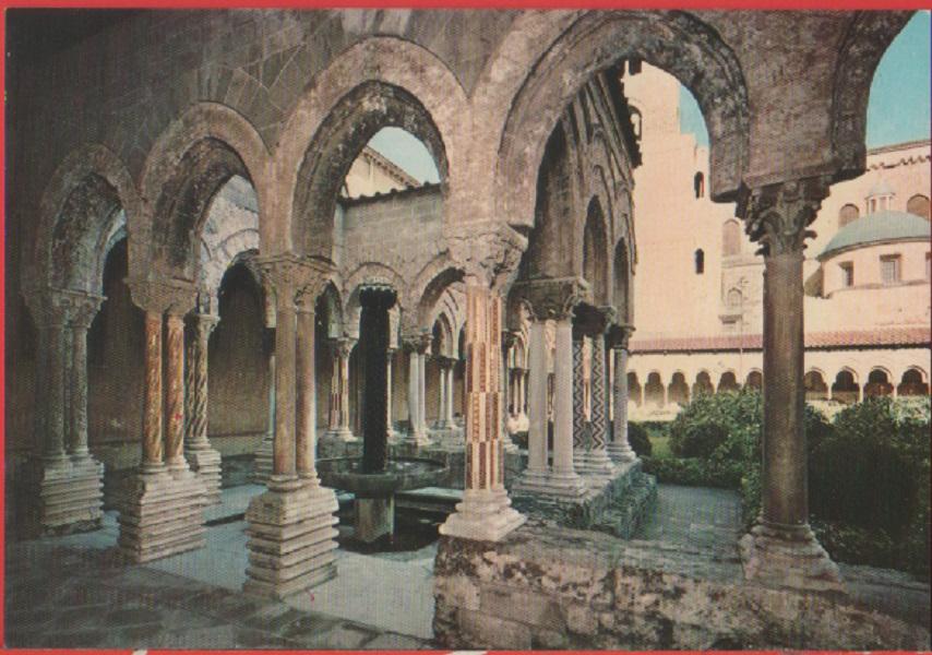 Monreale. Il Chiostro. Loggia e fontanella araba. Non viaggiata