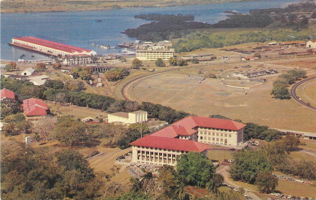 Panama. Balboa, el edificio de la Administracion del Canal. Non …