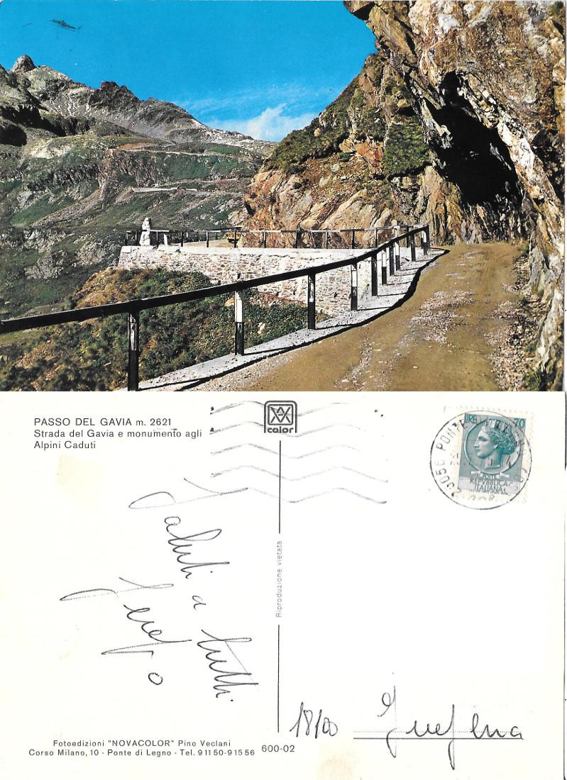 Passo del Gavia (BS). Strada del Gavia e monumento agli …