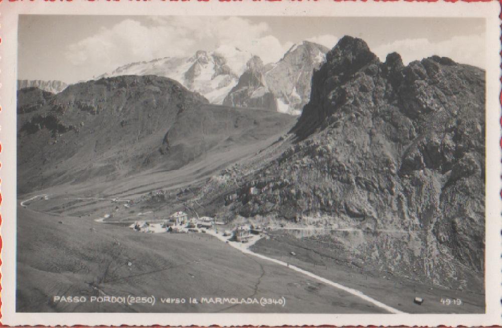 Passo Pordoi. Verso la Marmolada.Non viaggiata