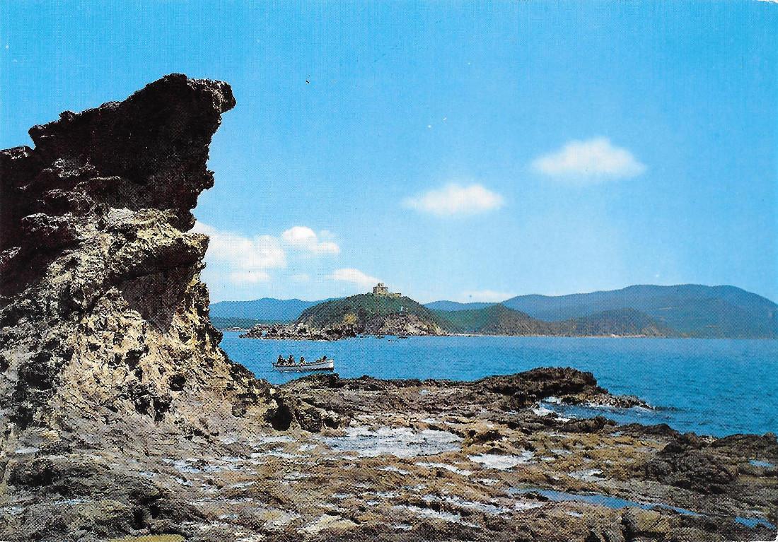 Punta Ala. Panorama dalle Isole dei Porcellini. Non viaggiata