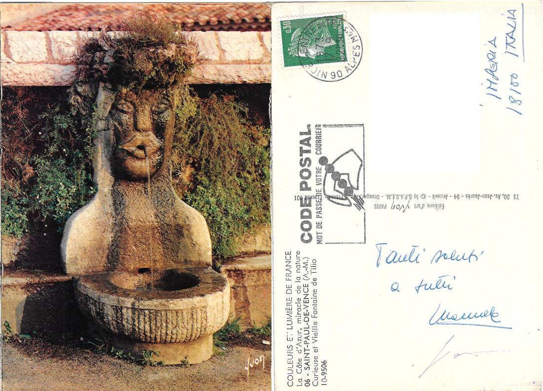 Saint Paul de Vence (Francia). Curieuse et vielle fontaine de …