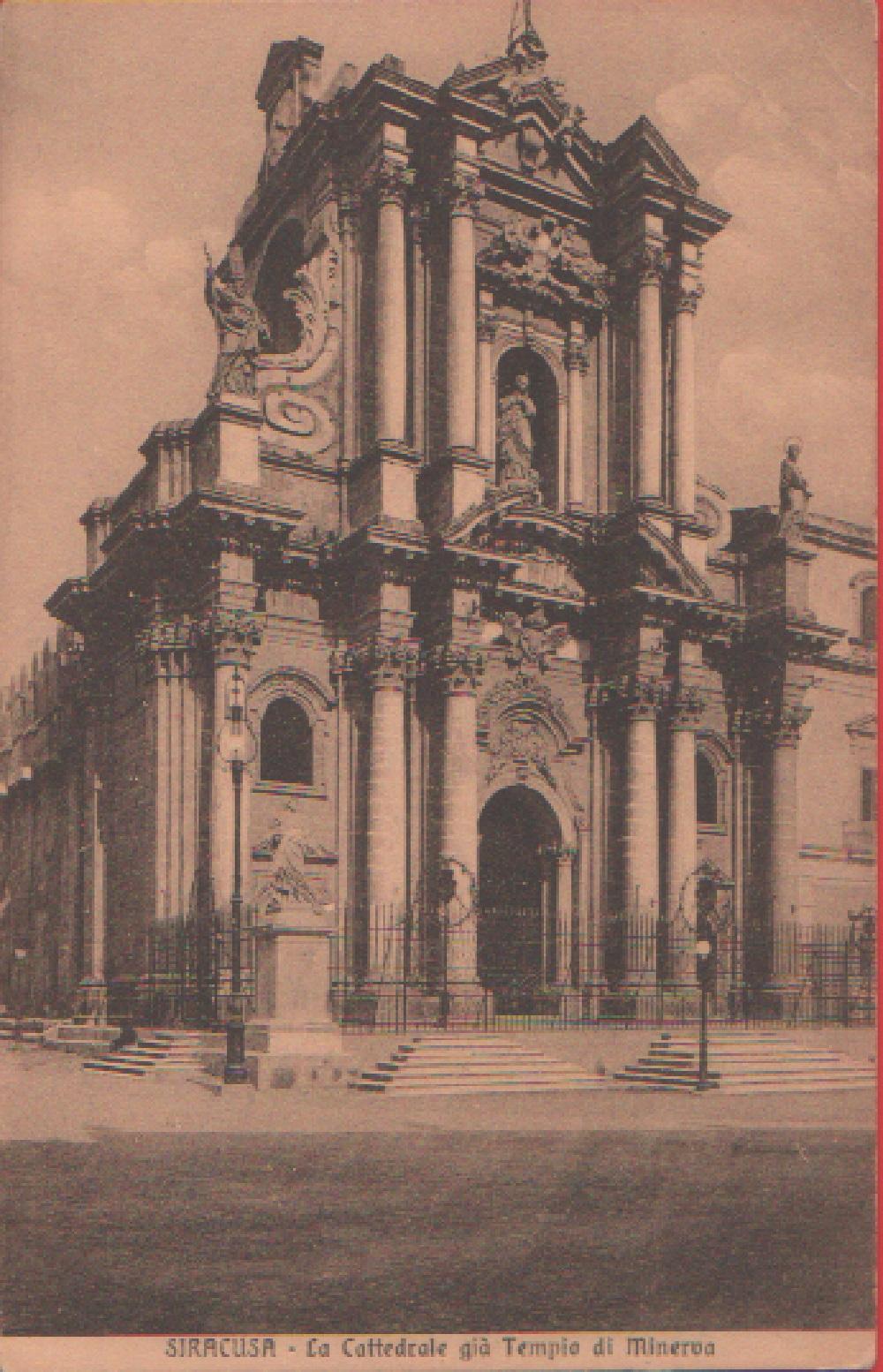 Siracusa. La Cattedrale gia Tempio di Minerva. Non viaggiata