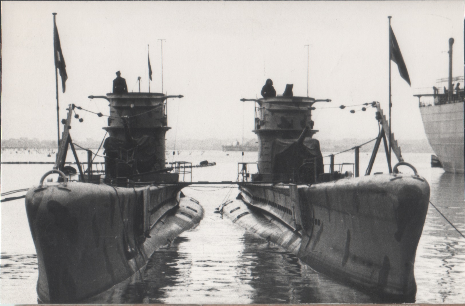 Sottomarini Bronzo &amp; Volframio. Photo (Fraccaroli)