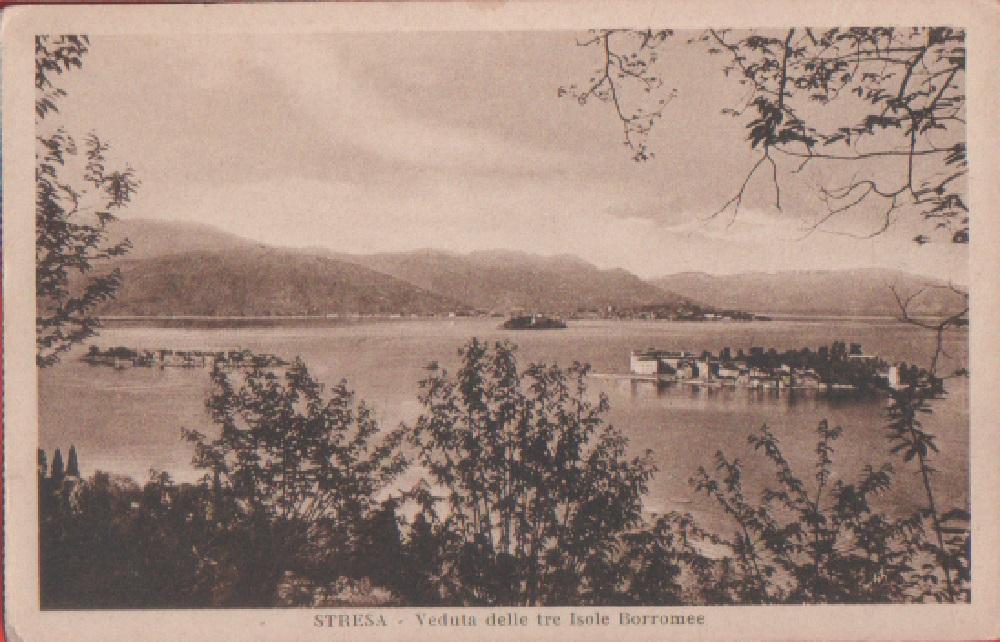 Stresa. Veduta delle tre Isole Borromee. Non viaggiata