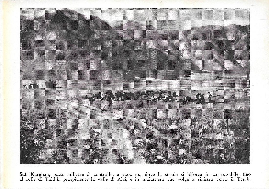Sufi Kurghan, posto militare di controllo /Gulcha, importante centro carovaniero. …