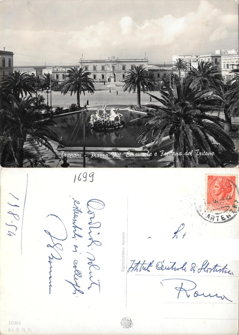 Trapani. Piazza Vitt. Emanuele e Fontana del Tritone. Viaggiata 1954