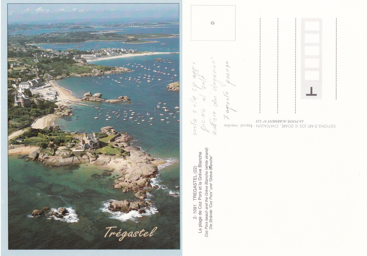 Tregastel. La plage de Coz Pors et la Greve Blance. …