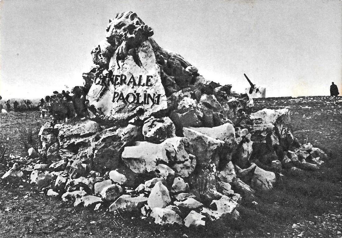 Vecchio Cimitero degli Eroi del Colle di S. Elia. Tomba …