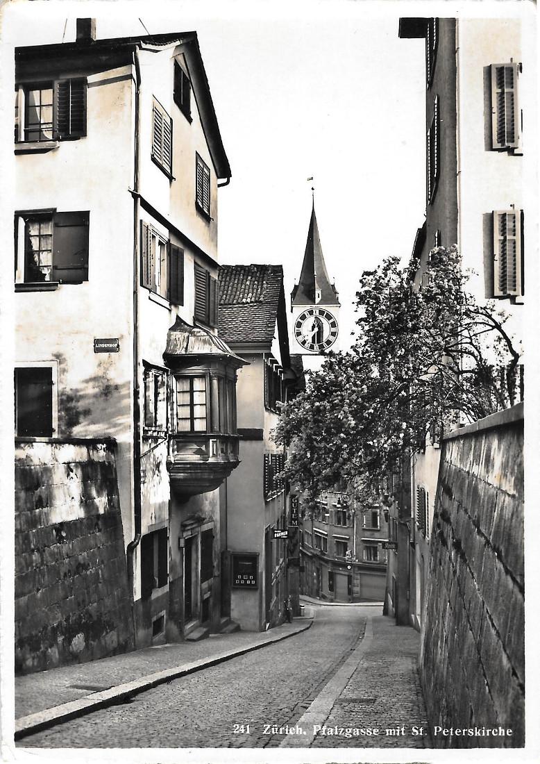 Zurich. Pfalgasse mit St. Peterskirche. Non viaggiata
