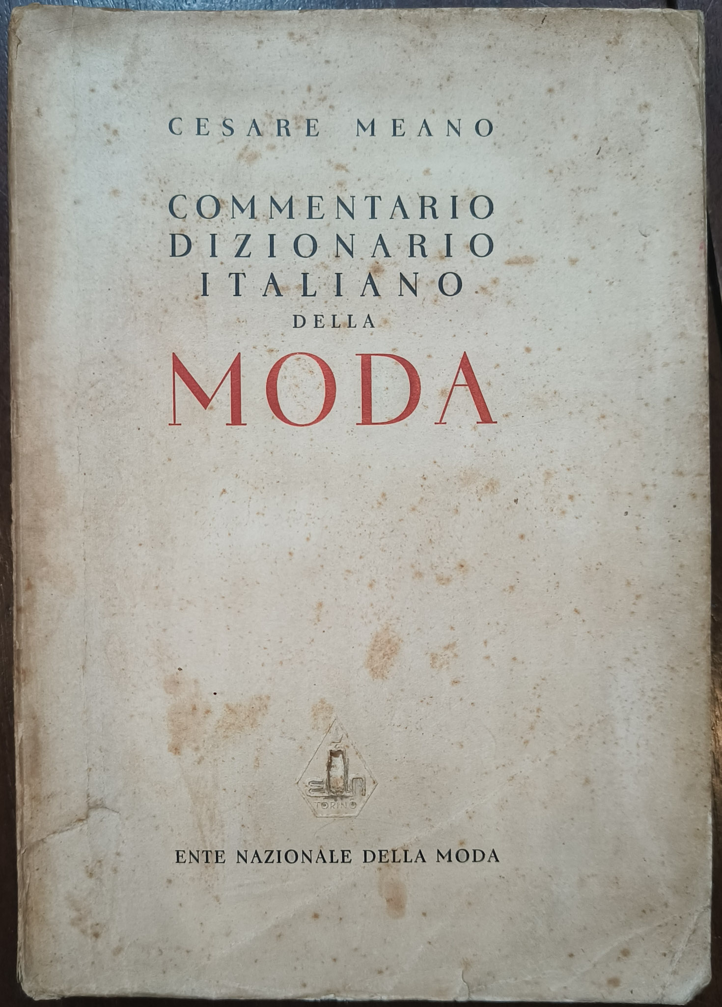 Commentario dizionario italiano della moda