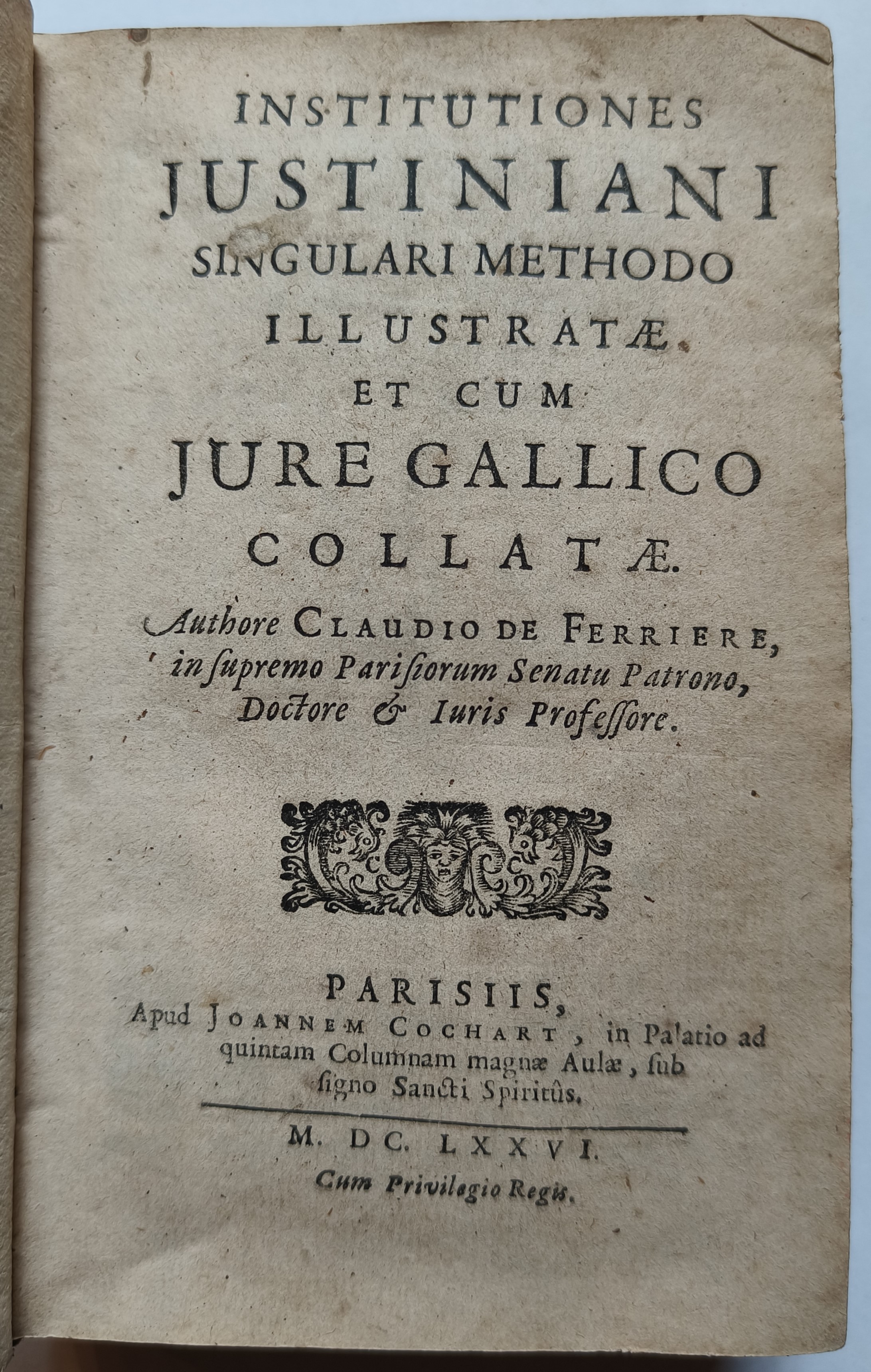 Institutiones Justiniani, Singulari Methodo Illustratae et Cum Jure Gallico Collatae