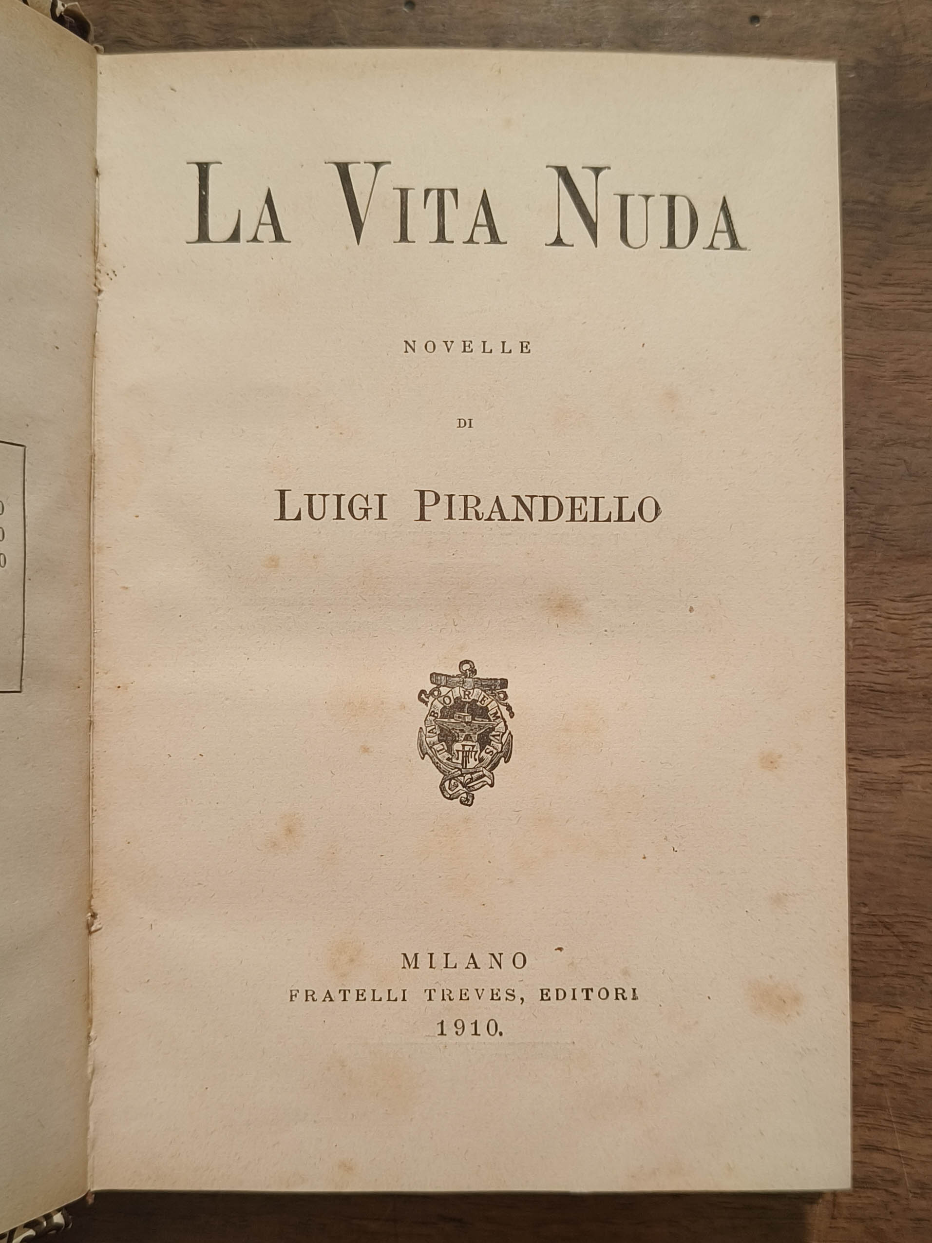 La vita nuda