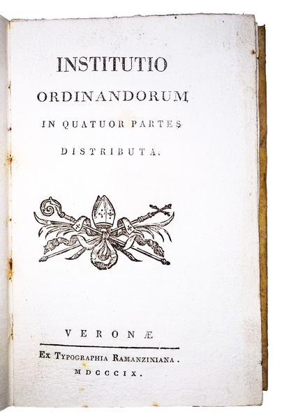 Institutio ordinandorum in quatuor partes distributa.