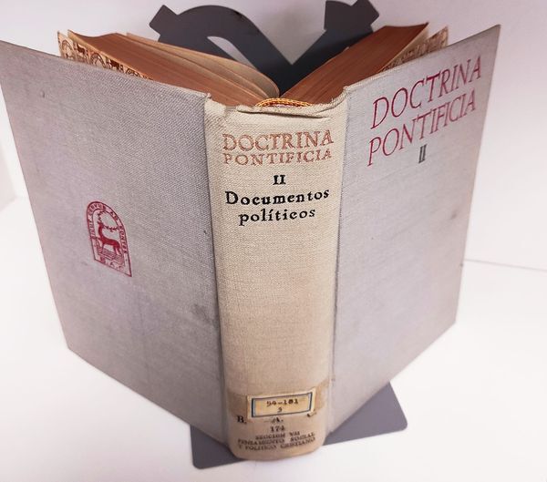 Doctrina pontificia 2: Documentos politicos. Estudio introductorio y sumario de …