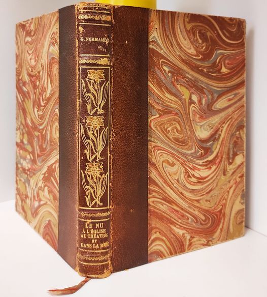 Le nu à l'église, au théâtre et dans la rue