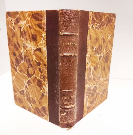 Les douze Cesars, traduction de La Harpe