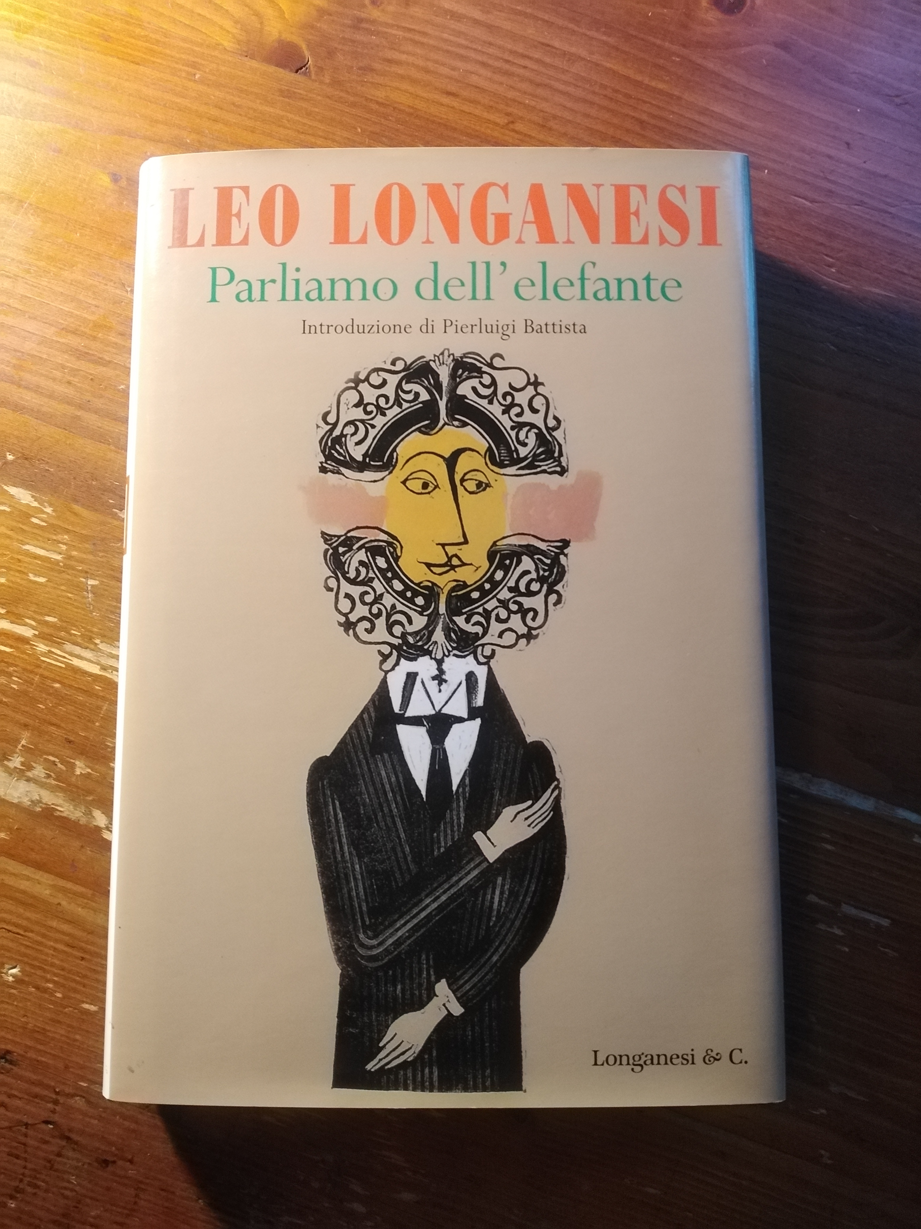 PARLIAMO DELL'ELEFANTE