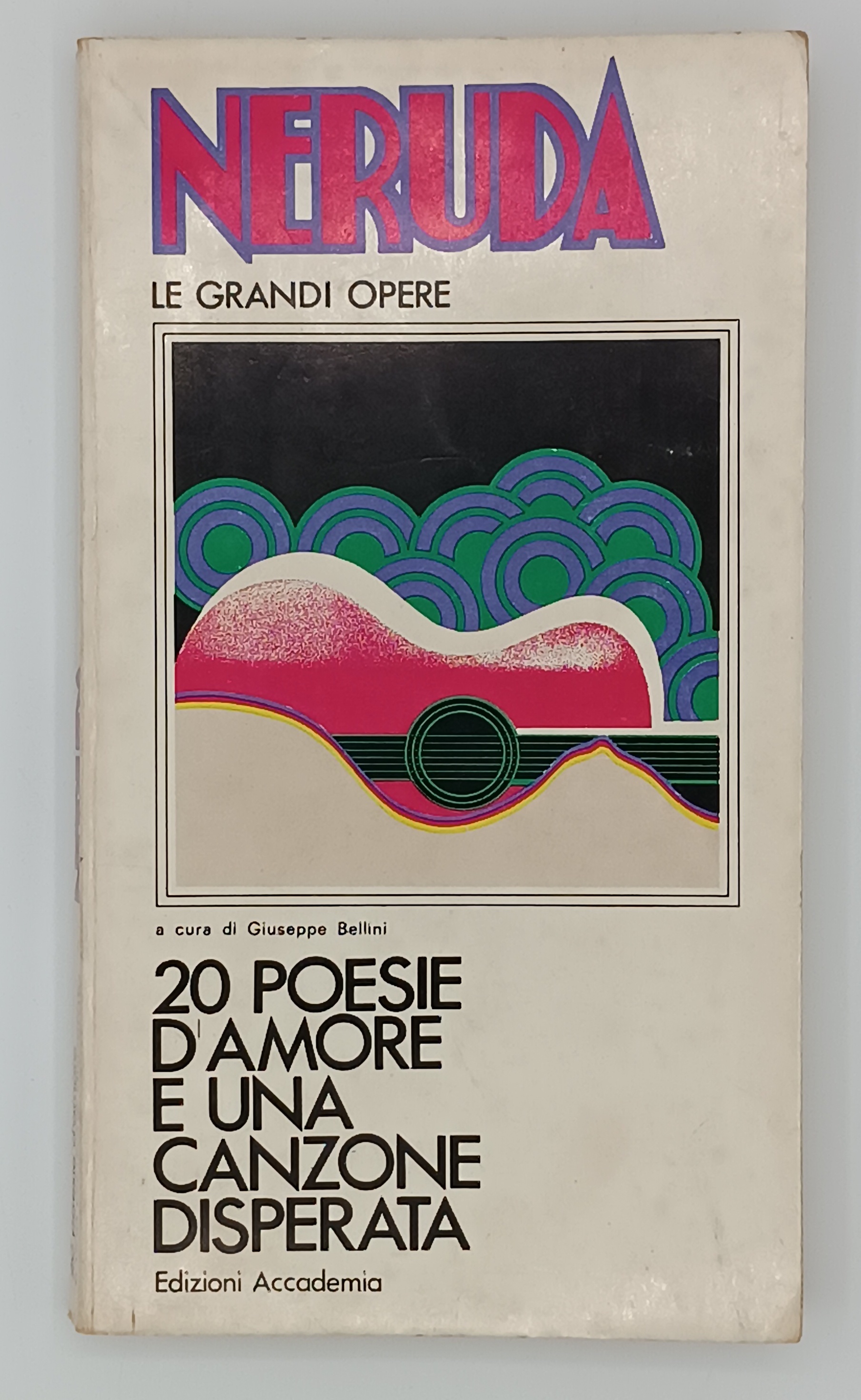 20 poesie d'amore e una canzone disperata