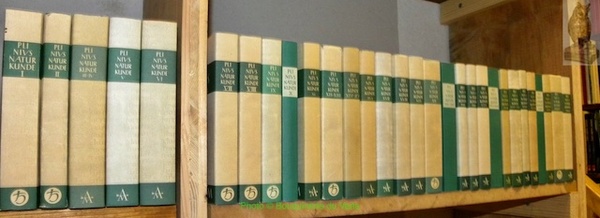 Naturkunde. Naturalis historiae. Lateinisch-deutsch. Herausgegeben und übersetzt von Roderich König …