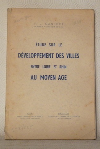 Etude sur le développement des villes entre Loire et Rhin …