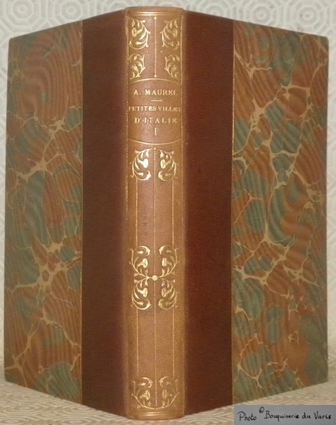 Petites villes d’Italie. Toscane - Vénétie. San Gimignano - Monte …