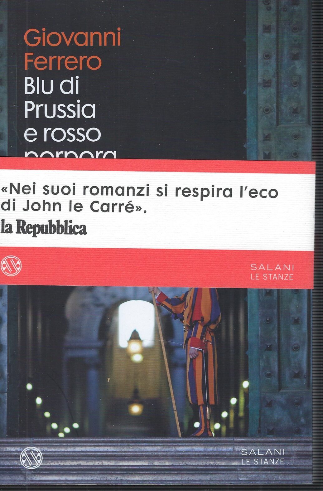 Blu Di Prussia E Rosso Porpora