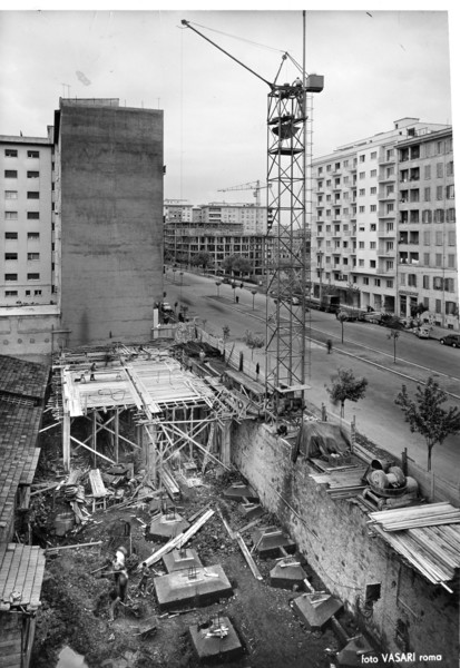 Roma, fondamenta in viale Marconi