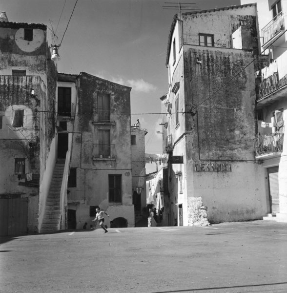 1970 Sperlonga, l'inizio del centro storico