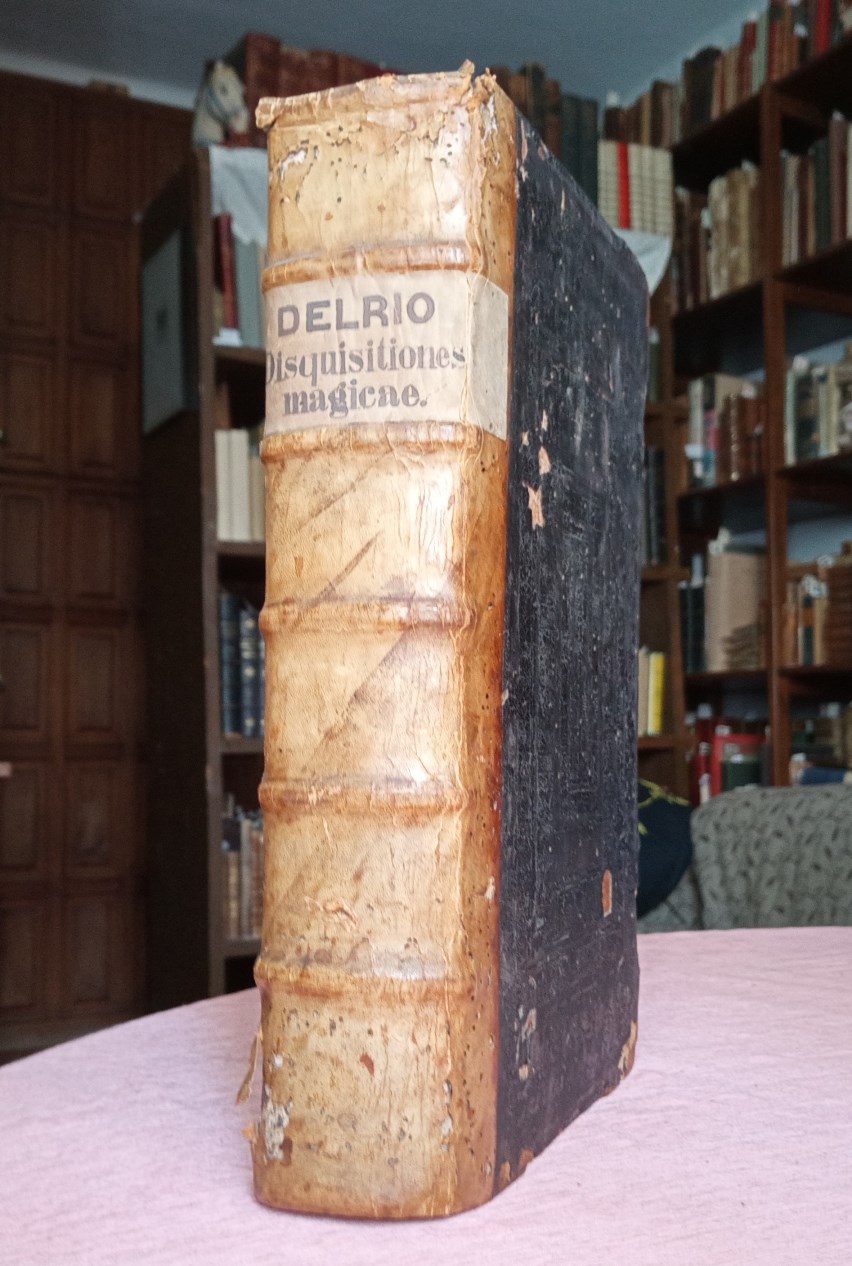 DISQUISITIONUM MAGICARUM LIBRI SEX IN TRES TOMOS PARTITI Auctore Martino …