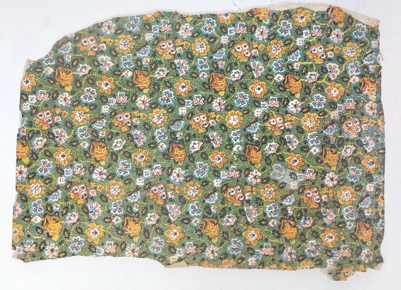 Carta a fiori ottecentesca.