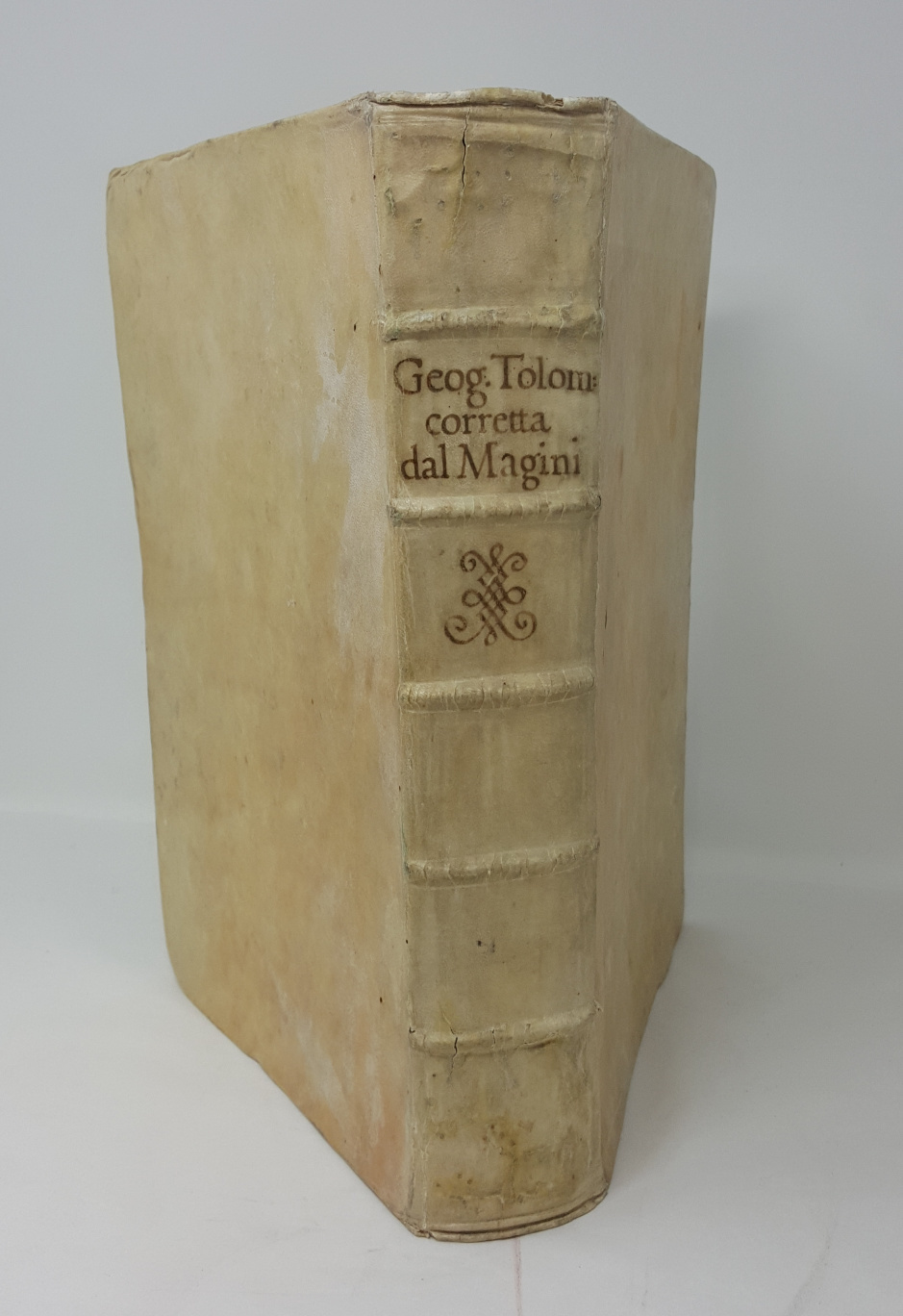 Geografia cio&amp;egrave; Descrittione Universale della Terra partita in due volumi,