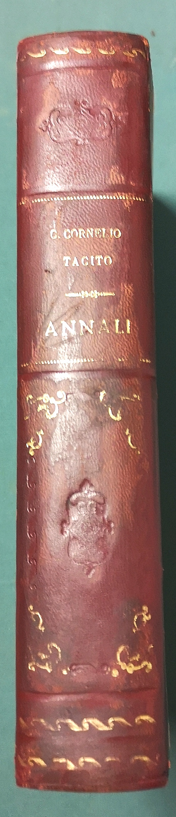 Gli Annali di C. Cornelio Tacito volgarizzati dal C. Cesare …