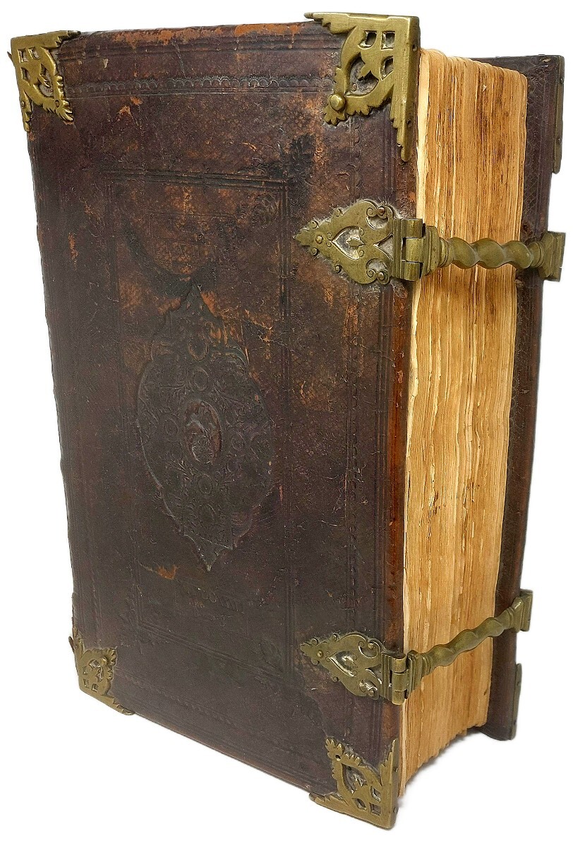 Legatura settecentesca .&amp;nbsp;