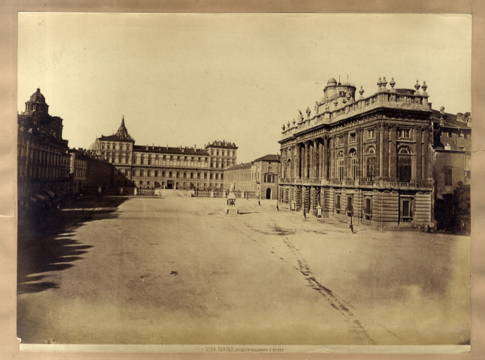 TORINO - PALAZZO REALE E PALAZZO MADAMA
