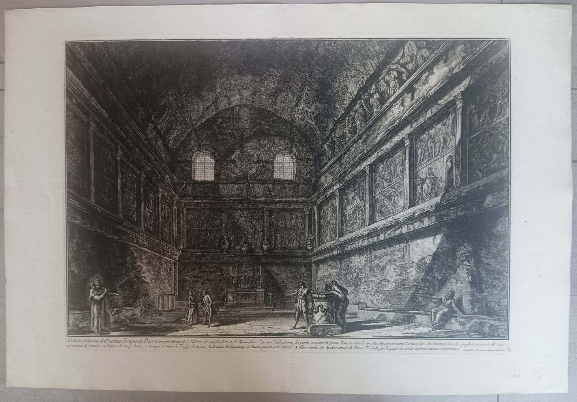 Veduta interna dell'antico Tempio di Bacco