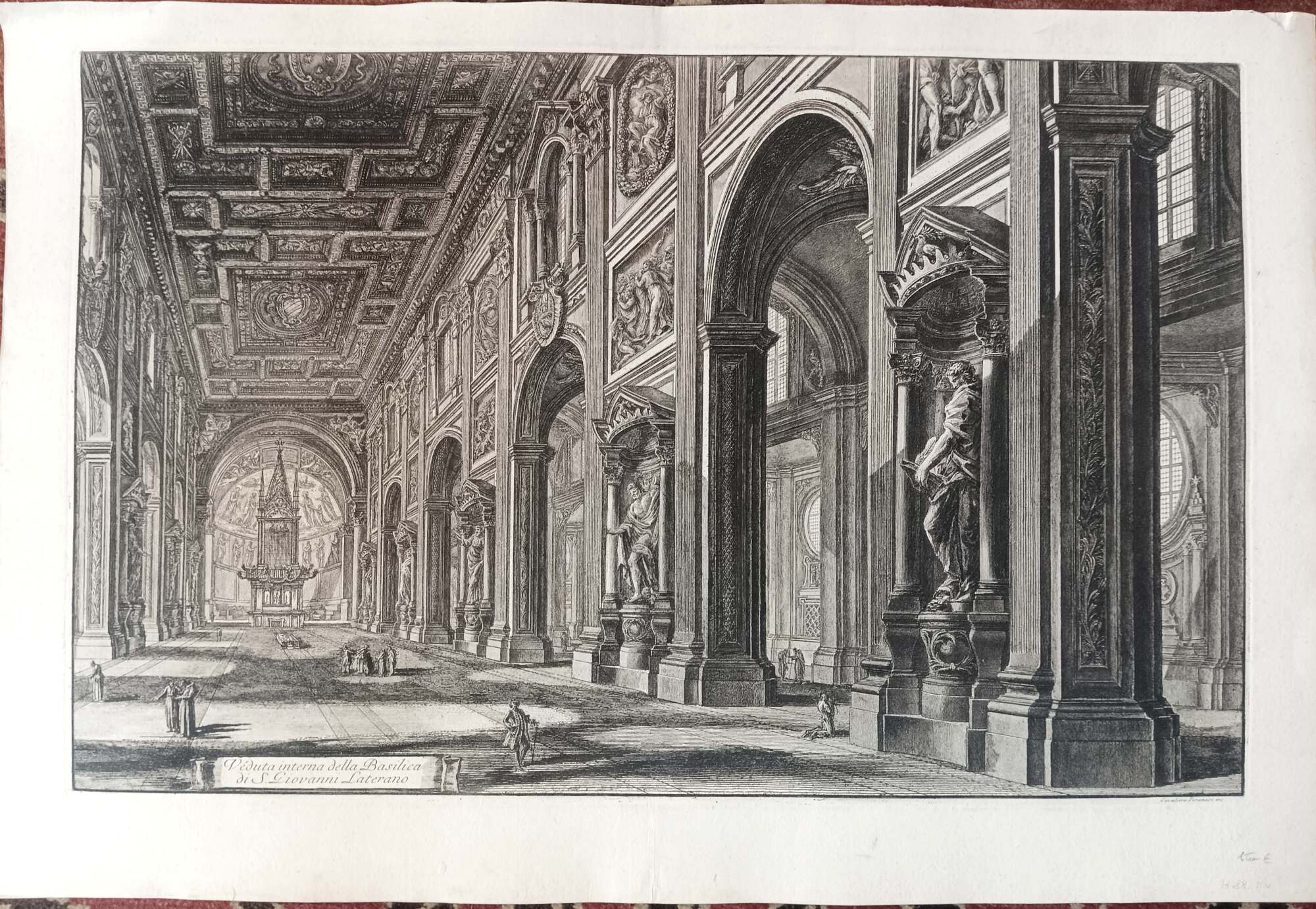 Veduta interna della Basilica di S. Giovanni Laterano