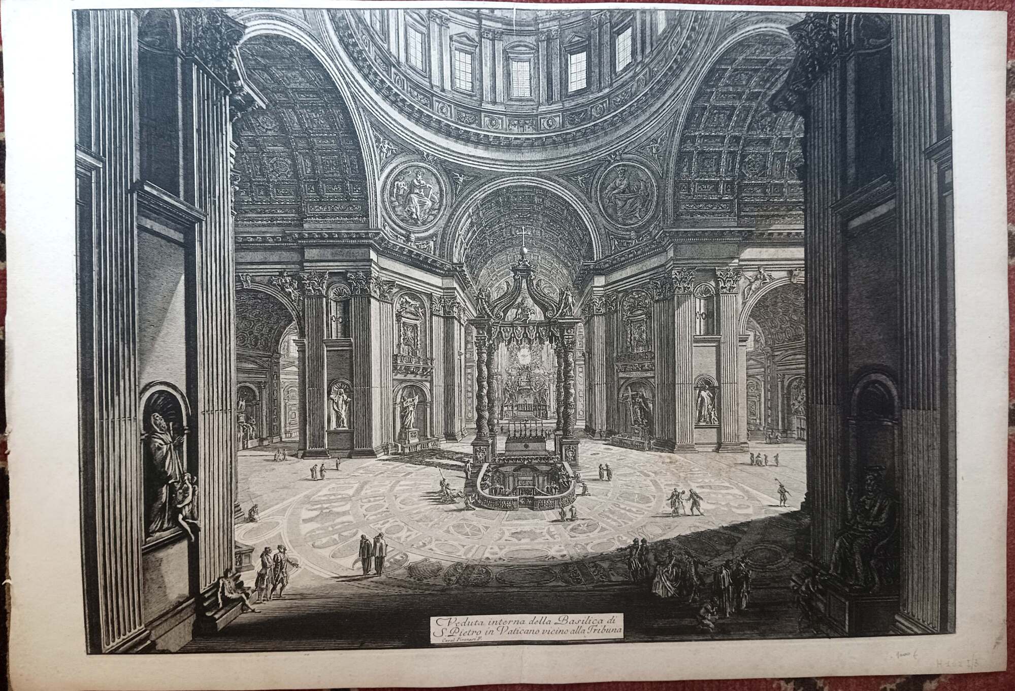 Veduta interna della Basilica di S. Pietro in Vaticano vicino …