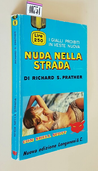 NUDA NELLA STRADA