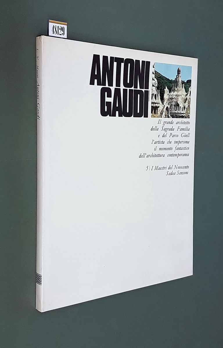 ANTONI GAUDI'