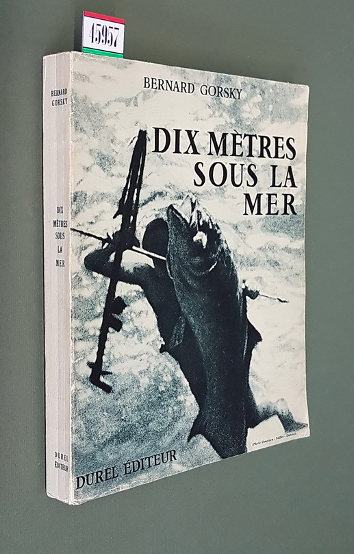 DIX METRES SOUS LA MER