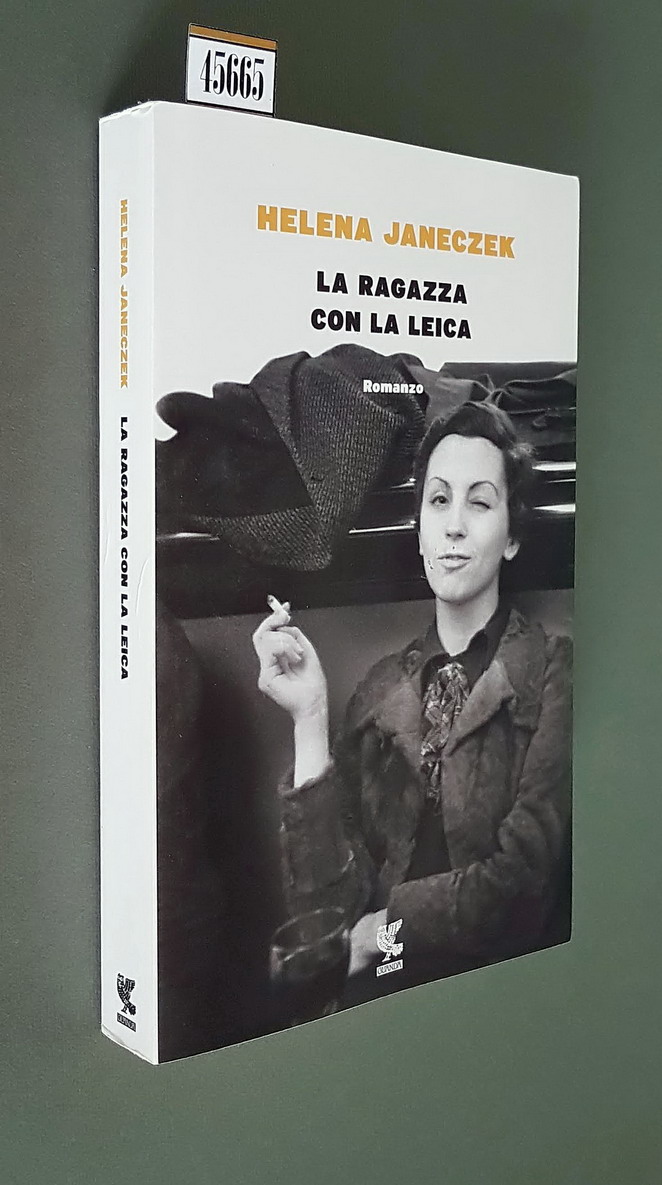 LA RAGAZZA CON LA LEICA