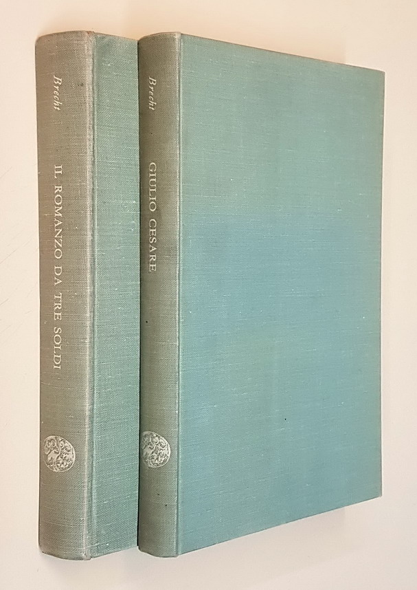 N. 2 vol. Einaudi: GLI AFFARI DEL SIGNOR GIULIO CESARE …