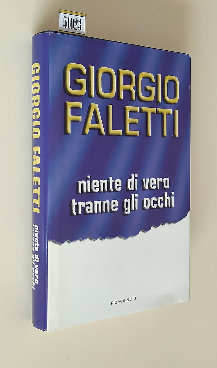 NIENTE DI VERO TRANNE GLI OCCHI
