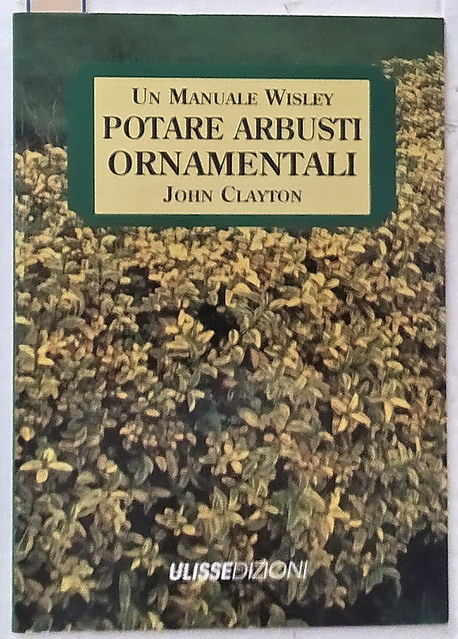 POTARE ARBUSTI ORNAMENTALI